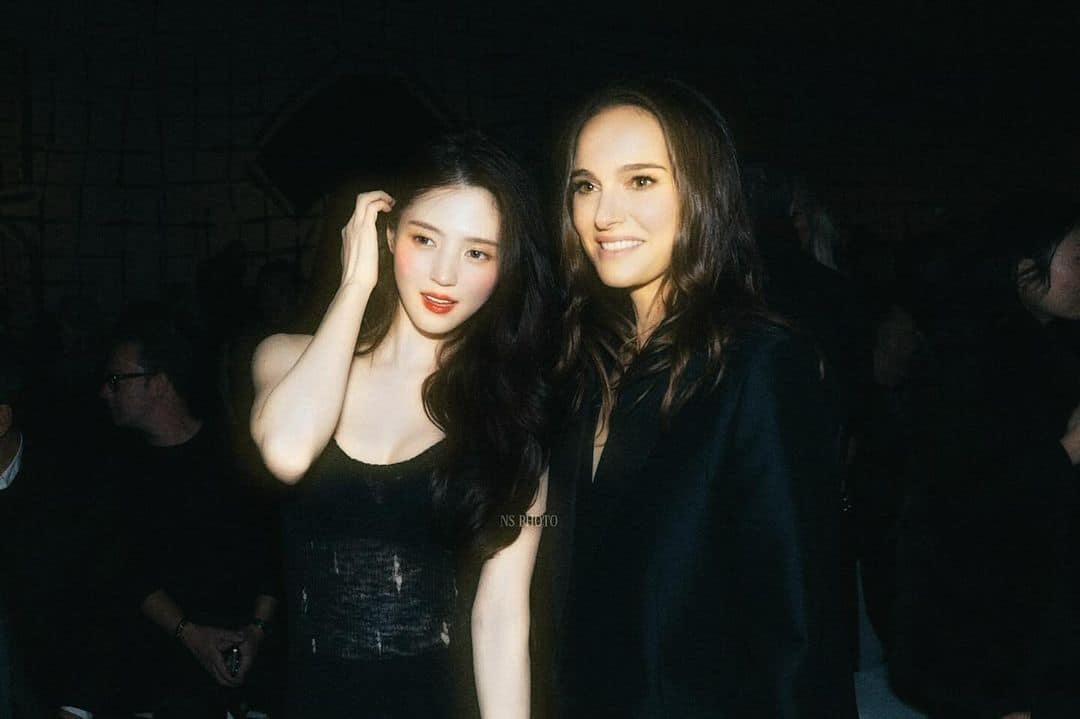 han so hee and natalie portman at dior 2024 spring summer haute couture show in paris